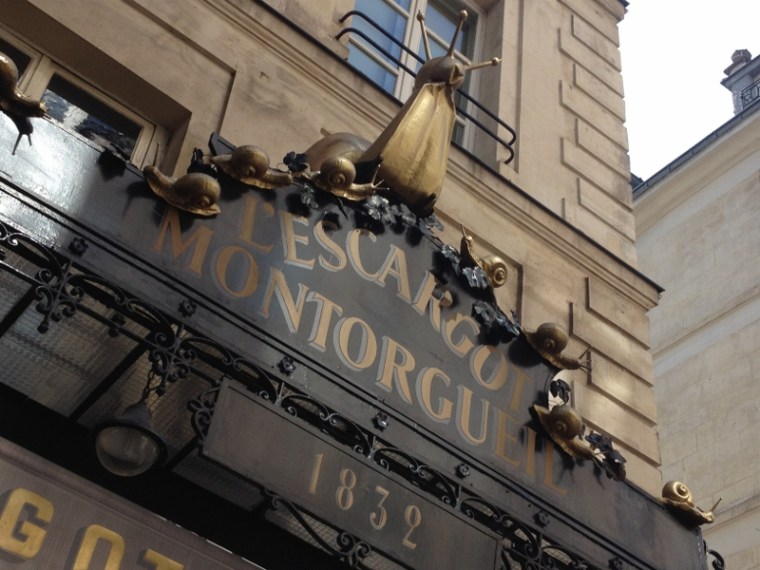 Unusually perky snails! IMG_0407 (800x600)